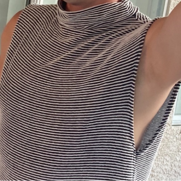 JordanSarracinoDesigns - Picture 2 of 2